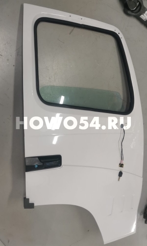 Дверь правая в сборе HOWO A7 (БЕЛЫЙ) 5421782 AZ1664215002