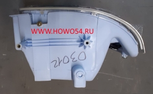 Фара передняя правая в сборе (галоген) 2008 HOWO	(5403012) WG9719720002-08