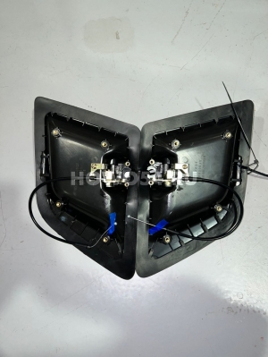 Ручка двери кабины наружная XCMG QY25 L+R (оригинал) 5421042 860122445+860122446/NXG61XZ300-05010+NXG61XZ300-05020